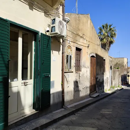 La Casa Di Via Marzulli Apartment Acireale